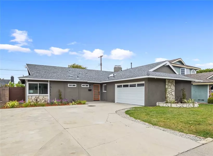 16111 Birdie Lane, Huntington Beach, CA 92649