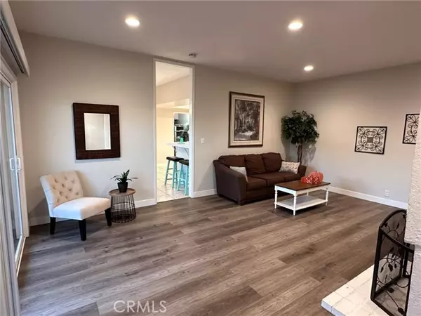 Fountain Valley, CA 92708,10535 La Rosa Circle