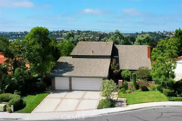 26261 Amapola Lane, Mission Viejo, CA 92691