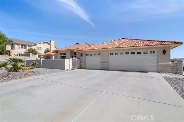 16269 Ridge View Drive, Apple Valley, CA 92307