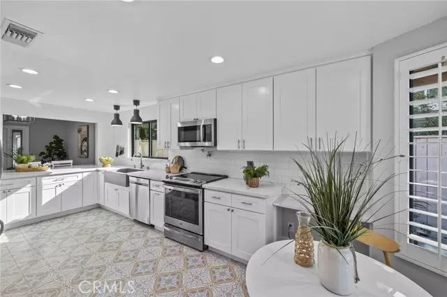 21092 Wood Hollow Lane, Rancho Santa Margarita, CA 92679