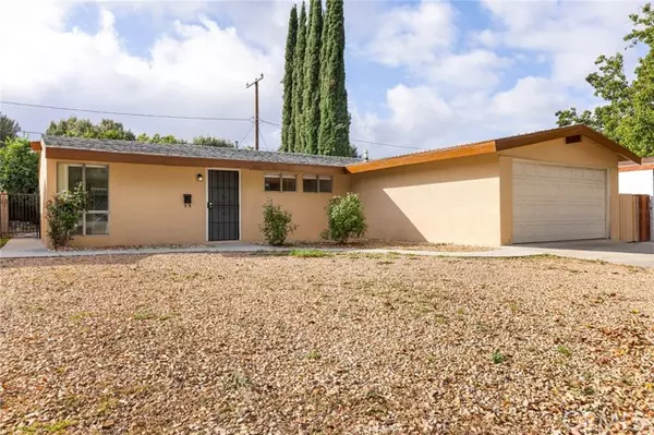 19102 Stillmore Street,  Canyon Country,  CA 91351