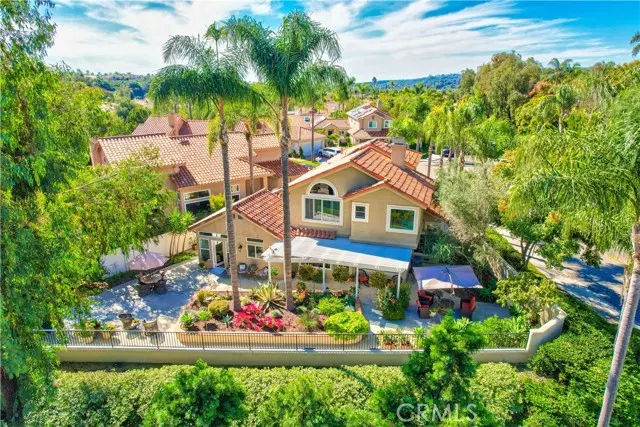 2 Bastia, Laguna Niguel, CA 92677