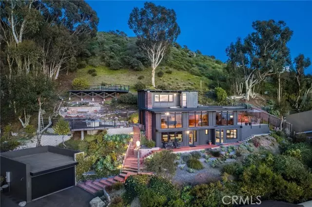 Laguna Beach, CA 92651,22315 3rd Avenue