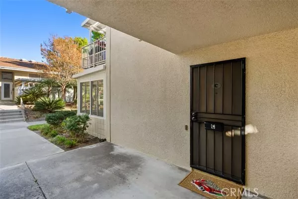 Laguna Woods, CA 92637,563 Avenida Sevilla