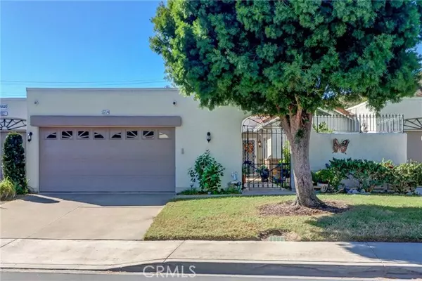 Laguna Woods, CA 92637,5522 Via La Mesa