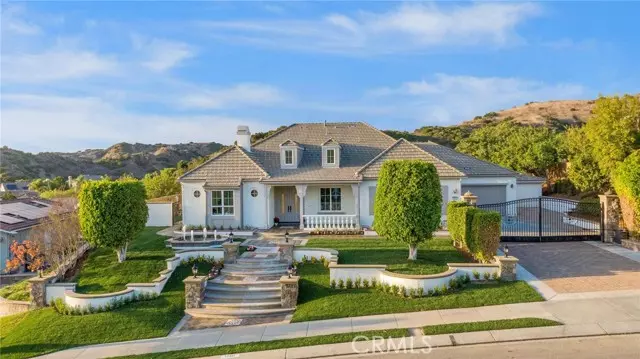 Yorba Linda, CA 92886,19471 Cleveland Bay Lane