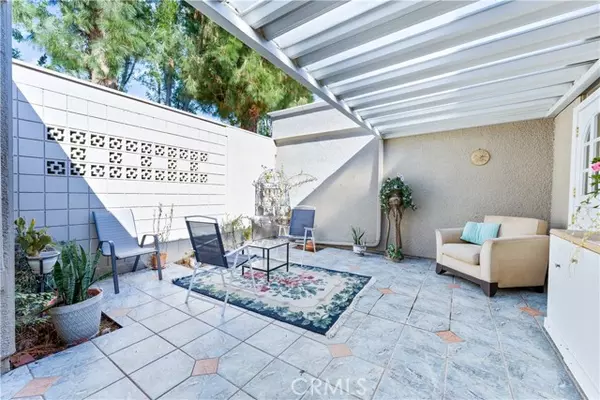 Laguna Woods, CA 92637,494 calle cadiz