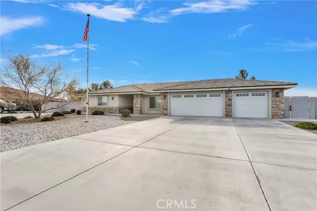 13918 Tawya Road, Apple Valley, CA 92307