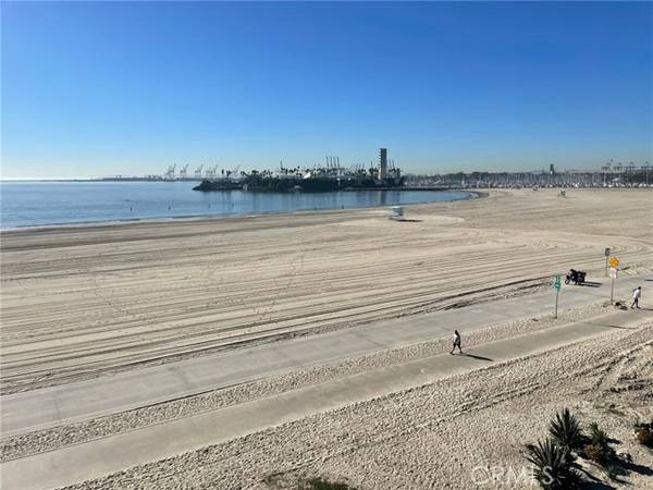 1230 East Ocean Boulevard, Long Beach, CA 90802