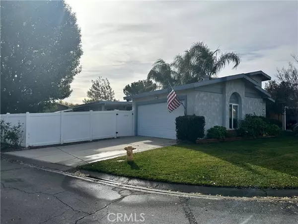 Castaic, CA 91384,27502 Amethyst Way