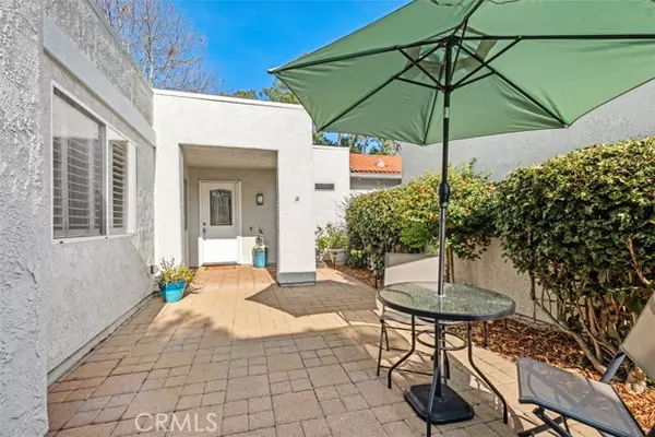 Laguna Woods, CA 92637,5539 Via La Mesa