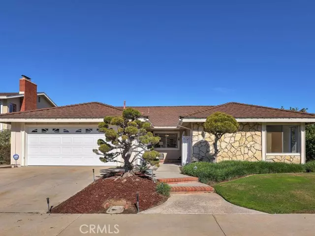 9575 Shamrock Avenue, Fountain Valley, CA 92708