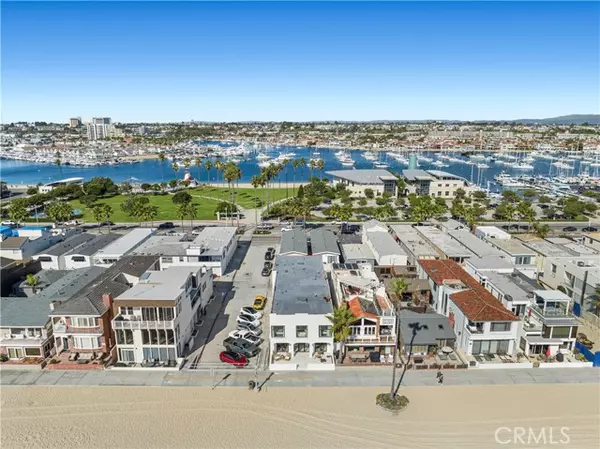 Newport Beach, CA 92663,1628 West Oceanfront