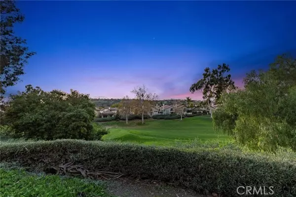 Rancho Santa Margarita, CA 92688,5 Vista Frondosa