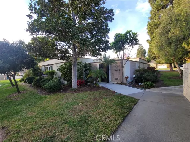 210 Avenida Majorca, Laguna Woods, CA 92637