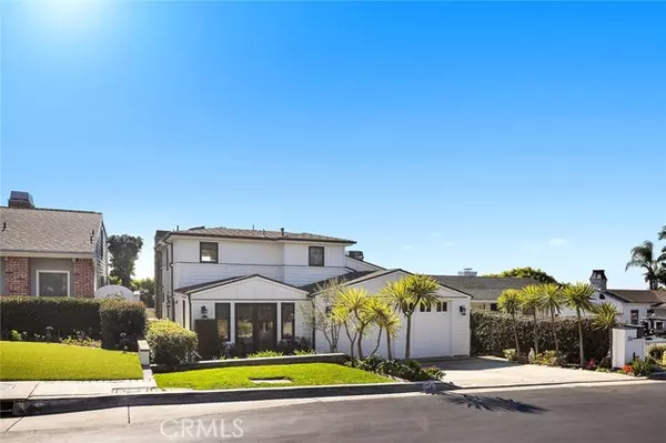 26 South Portola, Laguna Beach, CA 92651