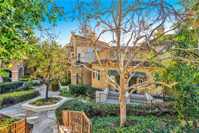 21 Via Pamplona, Rancho Santa Margarita, CA 92688