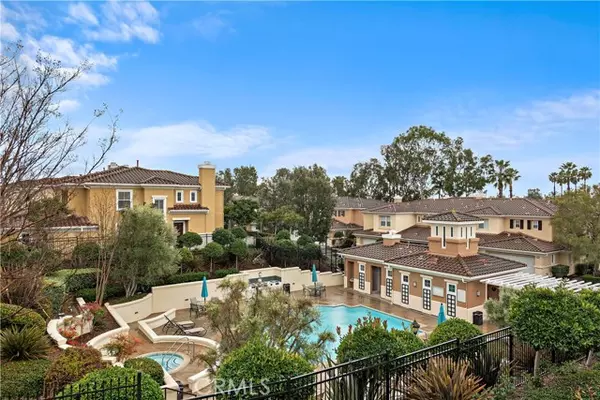 Rancho Santa Margarita, CA 92688,10 Via Vicini