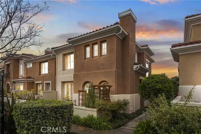 10 Via Vicini, Rancho Santa Margarita, CA 92688