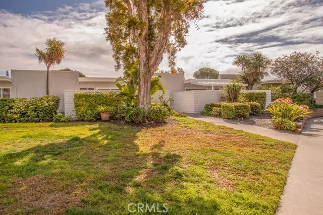 2123 Ronda Granada, Laguna Woods, CA 92637