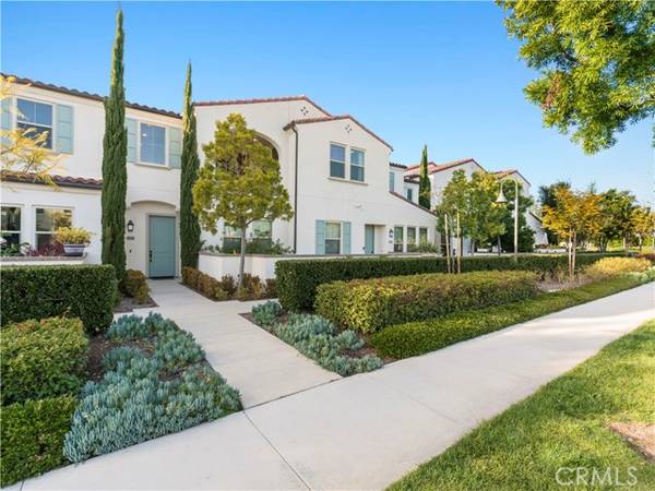 204 Trailblaze, Irvine, CA 92618