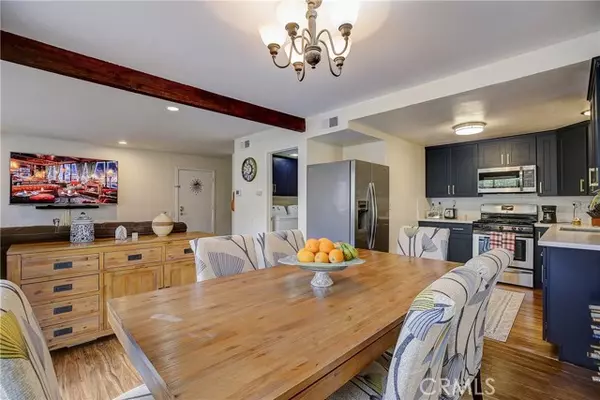 1381 South Walnut Street, Anaheim, CA 92802