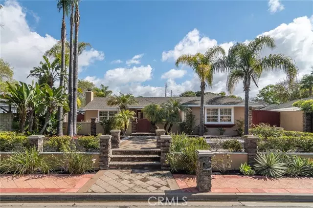 1924 Republic Avenue, Costa Mesa, CA 92627