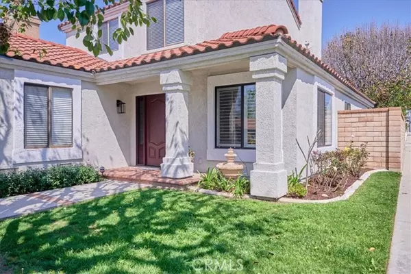 Yorba Linda, CA 92887,21385 Via Del Venado