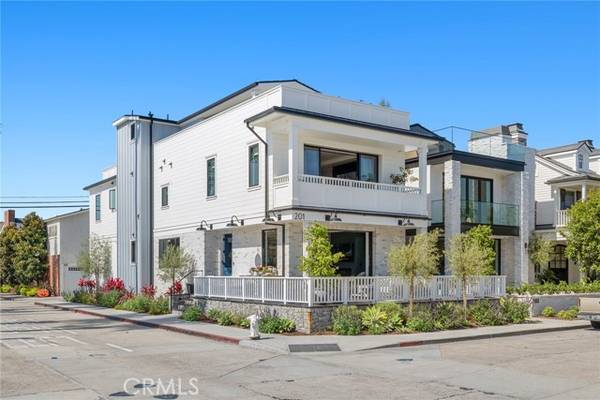 201 Opal Avenue, Newport Beach, CA 92662