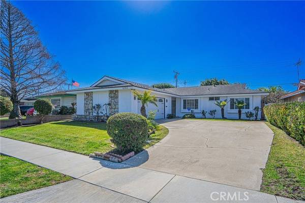 6202 Shelly Drive, Huntington Beach, CA 92647