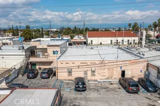 Maywood, CA 90270,4342 Slauson, Pine