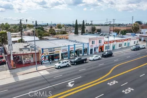 Maywood, CA 90270,4342 Slauson, Pine