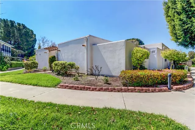 2363 Via Mariposa East, Laguna Woods, CA 92637