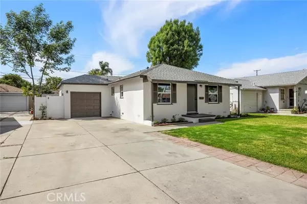 521 South Paula Drive, Fullerton, CA 92833