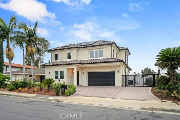 Yorba Linda, CA 92886,19941 Crestknoll Drive