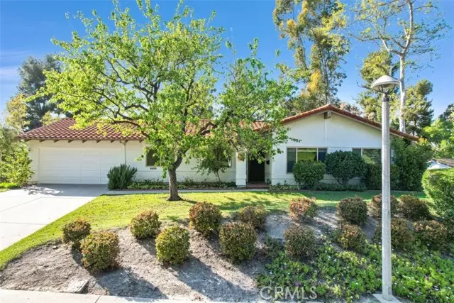 23581 Via Ventura, Mission Viejo, CA 92692