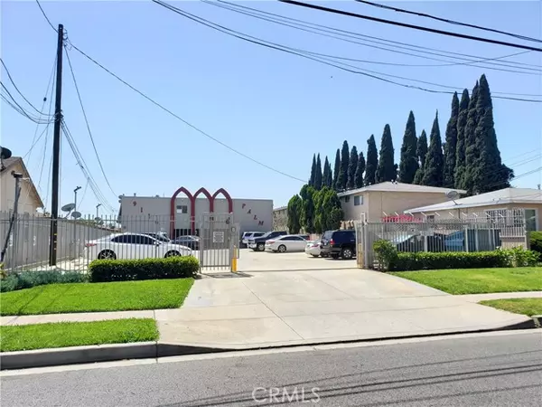 Bellflower, CA 90706,9116 Palm Street