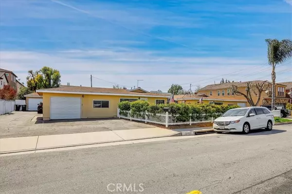 Newport Beach, CA 92660,1554 Orchard Drive