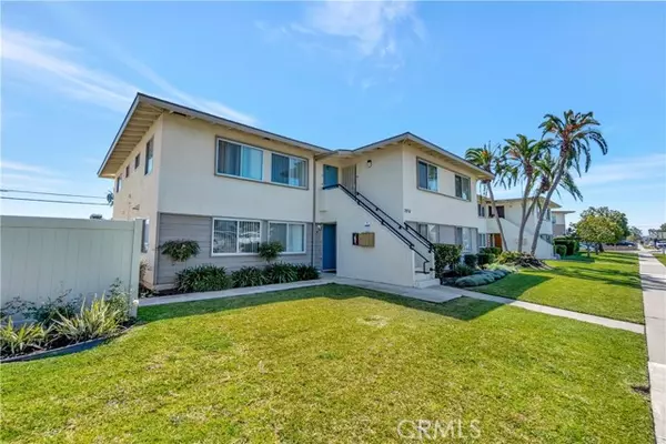 Costa Mesa, CA 92626,2976 Royal Palm Drive