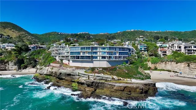 Laguna Beach, CA 92651,31561 Table Rock Drive