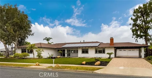 18961 Castlegate Lane, Santa Ana, CA 92705