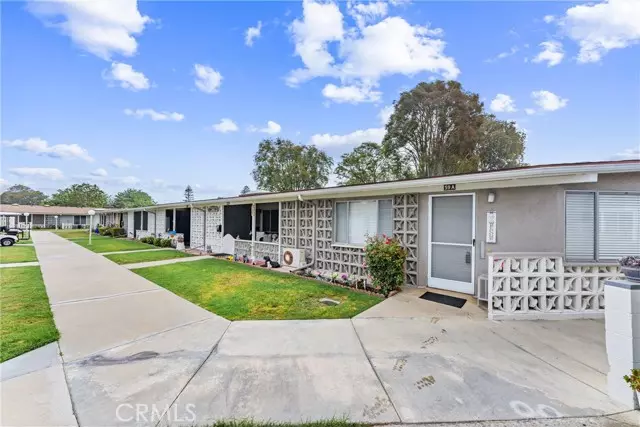 13860 Saint Andrews Drive, Seal Beach, CA 90740