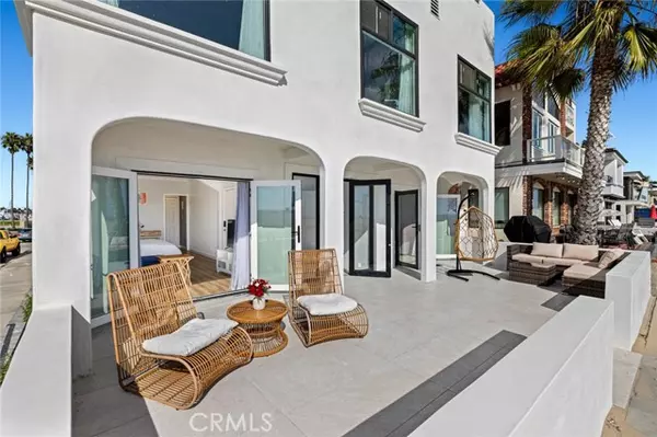 Newport Beach, CA 92663,1628 West Oceanfront