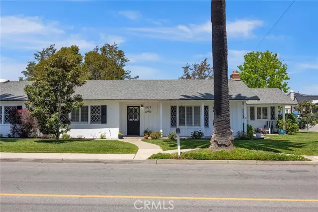 1917 Tustin Avenue, Costa Mesa, CA 92627