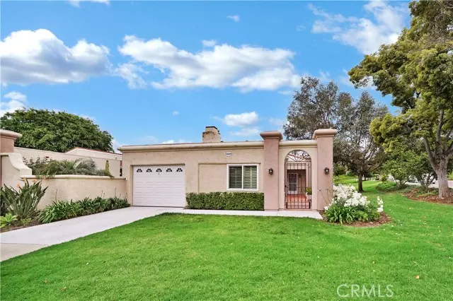 5509 Paseo Del Lago West, Laguna Woods, CA 92637