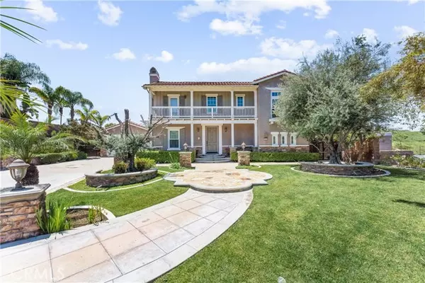 Yorba Linda, CA 92886,4021 Paso Fino Way