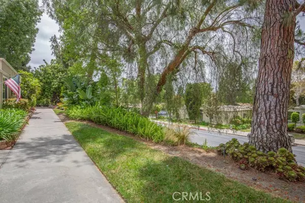 Laguna Woods, CA 92637,422 Avenida Castilla