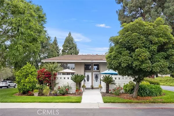 Laguna Woods, CA 92637,117 Via Estrada