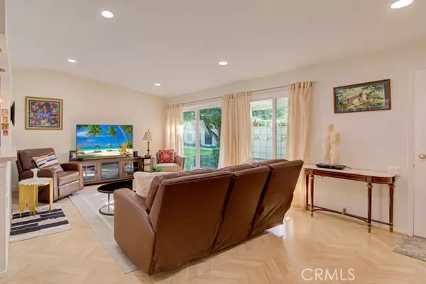 Laguna Woods, CA 92637,122 Via Estrada